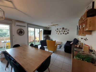 Appartement À Vendre T4 de 80m2 avec deux terrasses et double box en sous sol résidence récente de 2019
